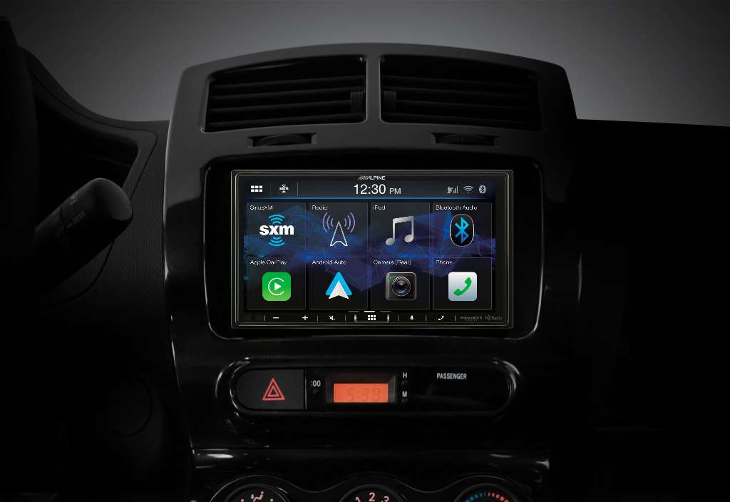 Alpine iLX-407 7" Media Receiver with Apple CarPlay and Android Auto-Car Toys